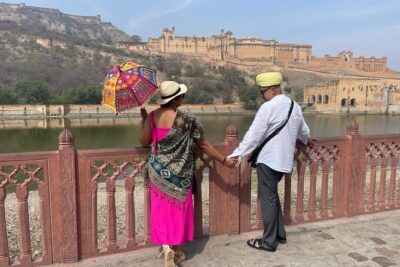 4 Days Golden Triangle Tour – Private, Guided & All Inclusive - Day 1 in Delhi: Old City Stops to Raj Ghat and India Gate