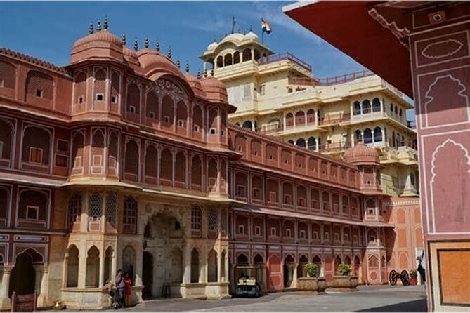 4 Days Guided Jaipur, Ranthambore Tigers & Udaipur Tour With Safari & Hotels - Hotels + Meals: Where the Included Stuff Actually Helps