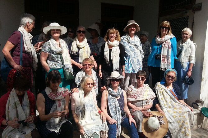 Block Printing & Village Stories: Discover Bagru’s Craft Legacy - Walking With Printer Families: Seeing Craft as a Community Effort