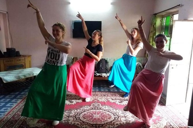 Bollywood Dance Class in Jaipur – Includes Hotel Transfers - Transfers, timing, and meeting logistics in Jaipur