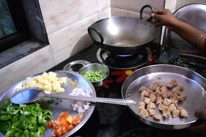 Cooking Class in Jaipur – Family Experience with Meal & Transport - English-Friendly Teaching and a Clean, Real Kitchen
