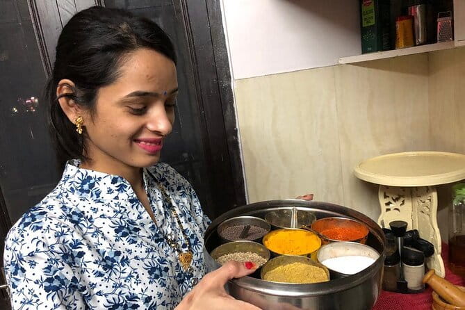 Cooking Class with Indian Family in Jaipur (Pickup & Drop Free) - The 3-hour flow: from spices to dinner, without the tourist rush