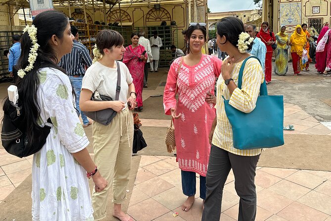 Explore Jaipur Like Never Before - Tripolia Bazar: Craft Lanes Instead of One Big Tourist Market