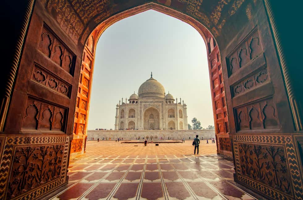 From Delhi: Private 5-Day Golden Triangle Tour - Jaipur Day 4: Hawa Mahal, Amber Fort, Jal Mahal, and Jantar Mantar
