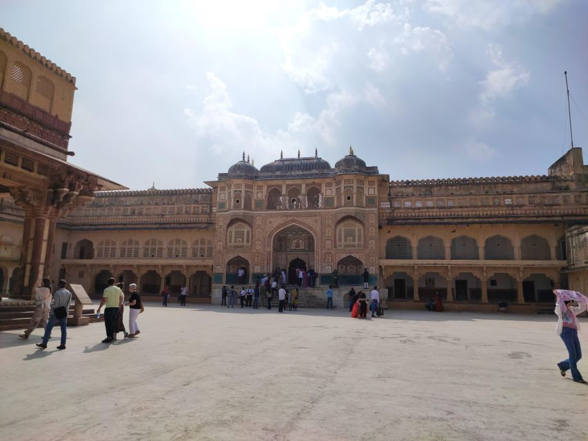 From Delhi: Private Jaipur & Amber Fort Guided Tour by Car - Skip the stress: private guide and multilingual support