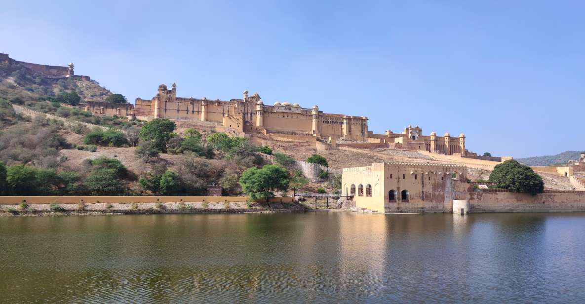 From Delhi: Private Jaipur & Amber Fort Guided Tour by Car - Hawa Mahal: why 900+ windows matter for photos and feeling