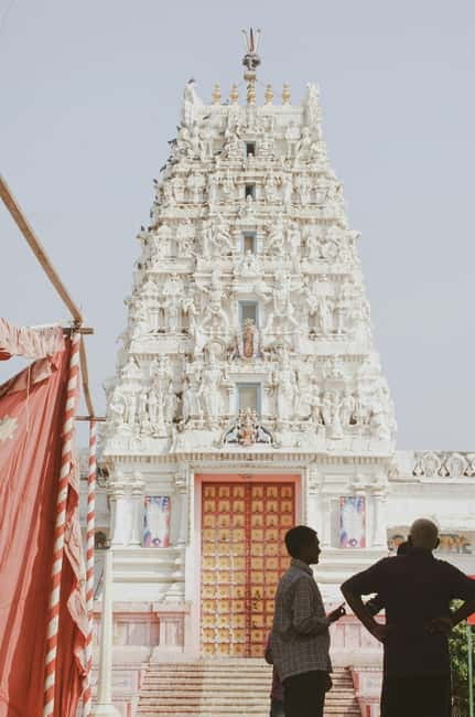 From Jaipur: Pushkar and Ajmer Private Day Trip - Ajmer: from Hindu sacred town pace to Muslim pilgrimage energy