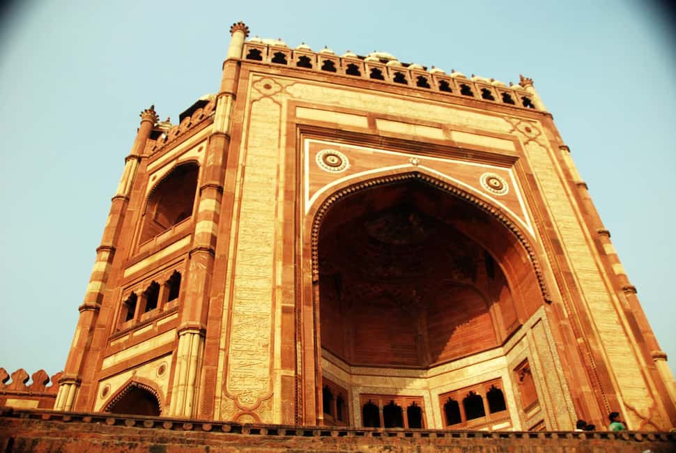 From Jaipur: Same Day Taj Mahal Tour with Fatehpur Sikri - Agra Fort (Red Fort): Big Walls, Real Power Shifts