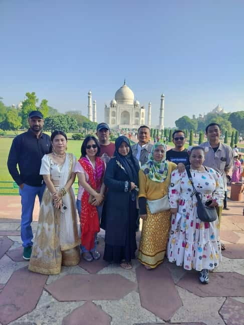 From Jaipur: Taj Mahal, Agra Fort, Baby Taj Day Trip by Car - Tickets, timing, and closures: small details that affect everything
