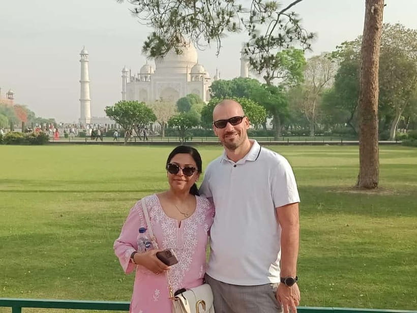 From Jaipur: Taj Mahal & Agra Private Guided Day Tour - Agra Fort: Akbar’s Fortress and the Bigger Picture