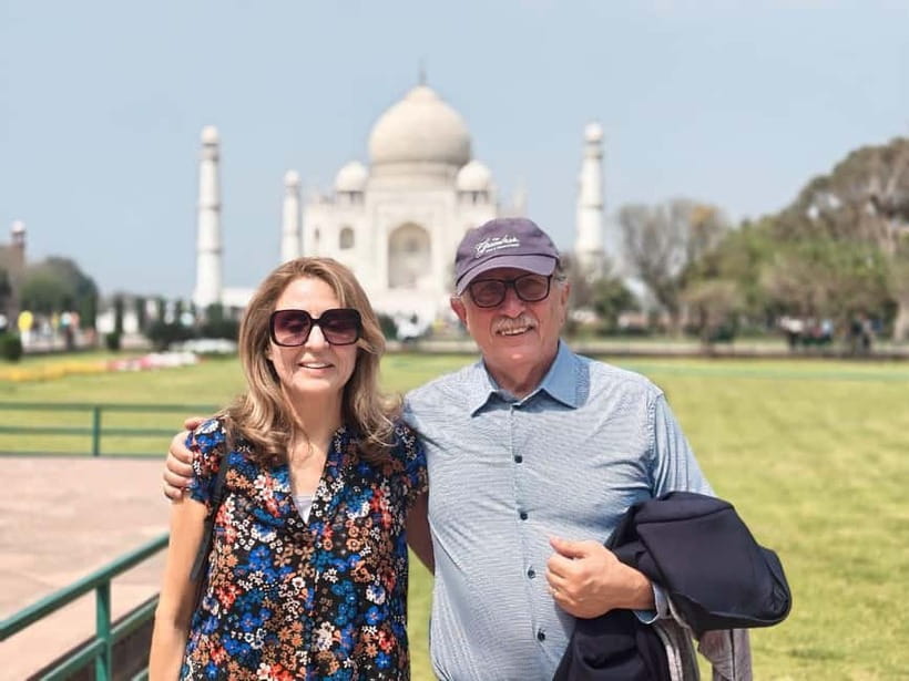 From Jaipur: Taj Mahal & Agra Private Guided Day Tour - Taj Mahal Entry That Actually Saves Time