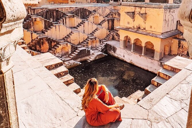 Full-Day Jaipur Tour Ending with a Sunset Experience - City Palace: royal buildings, museum rooms, and photo angles