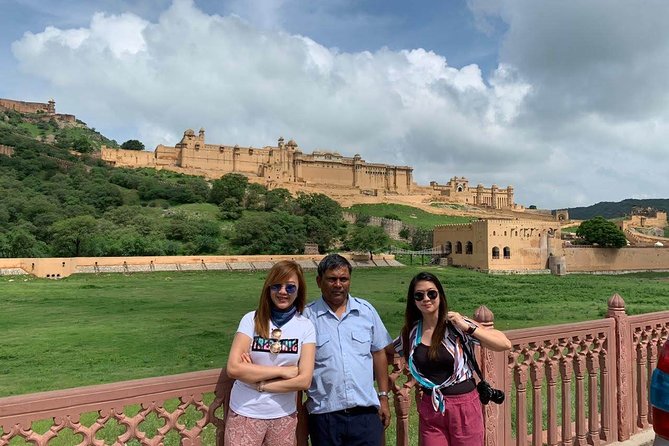 Golden Triangle Tours - New Delhi Day 1: a hotel night that sets your pace