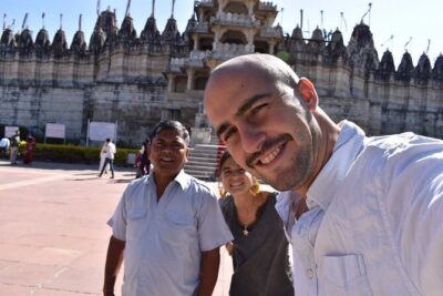 Golden Triangle Tours - Delhi in one day: Qutub Minar, Humayun’s Tomb, Red Fort, Lotus Temple, Jama Masjid