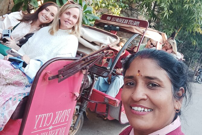 Guided Morning E-Rickshaw Ride with Food Tasting at Jaipur - Raj Mandir Cinema: Jaipur’s ornate movie-palace start