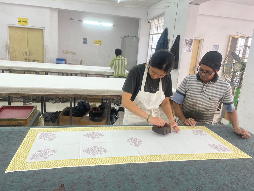 Jaipur: Block Printing Workshop and Hands-on Experience - Meet the people behind the blocks (and the tea)