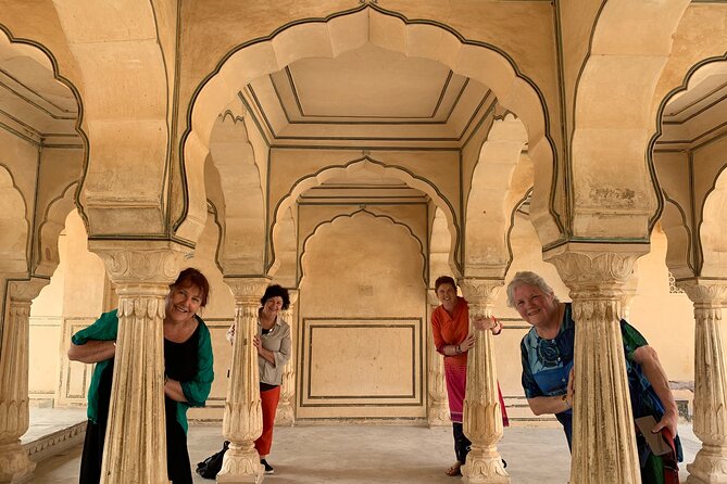 Jaipur City Tour by Private Car With English Speaking Driver - Stop 1: Amber Palace (Amber Fort) and why it starts strong