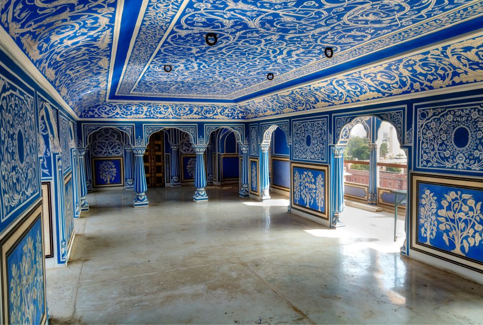 Jaipur City Tour: City Palace, Jantar, Hawa & Jal Mahal - Jantar Mantar UNESCO: ancient instruments that still measure like science