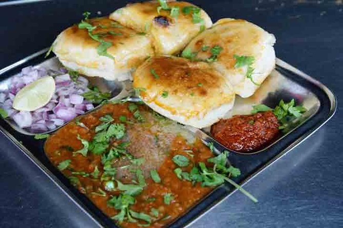 Jaipur Evening Food & market Tour: Savor the Test of the Jaipur - A stop-by-stop night of chai, kulfi, sweets, eggs, and markets