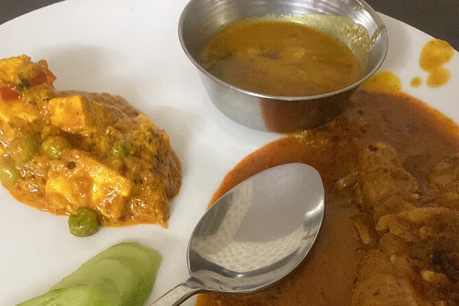 Jaipur Evening Food & market Tour: Savor the Test of the Jaipur - The guides: what makes the experience work in real life