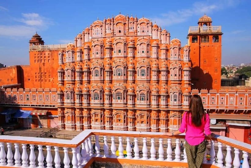 Jaipur: Full-Day Private Sightseeing Tour by Tuk Tuk - Hawa Mahal: 953 windows, a 20-minute facade visit, and what to notice
