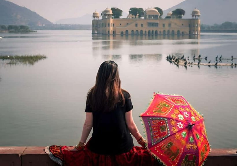 Jaipur: Full-Day Sightseeing Tour with Guide and Lunch - Getting picked up in Jaipur (and why the car size matters)