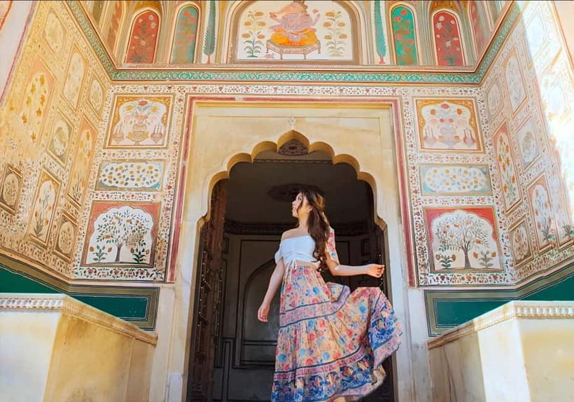 Jaipur: Half-Day Guided Sightseeing Tour with Flower Market - Key things that make this tour worth your time