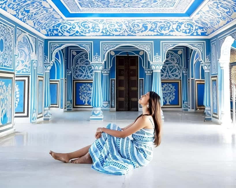 Jaipur: Half-Day Guided Sightseeing Tour with Flower Market - A 7:00 AM flower-market start that sets your itinerary up right