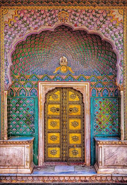 Jaipur: Instagram Tour of The Top Photography Spots - Amber Fort and the stepwell: where your day turns epic