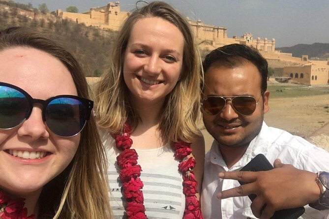 Jaipur Local Sightseeing Tour by Car and Driver - City Palace: where royal design shows up in everyday streets