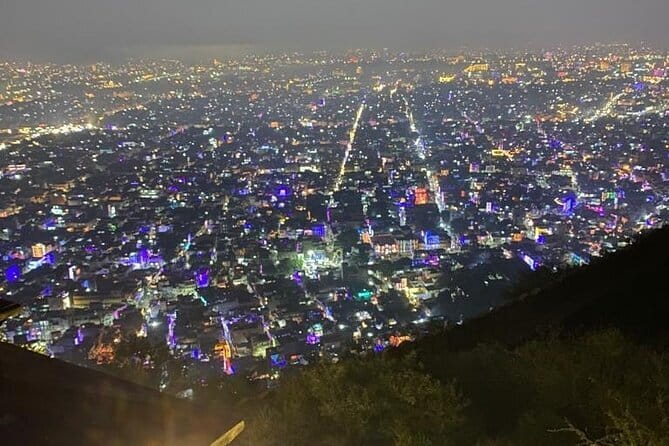 Jaipur Nahargarh Fort Sunset and Night City Tour - Hawa Mahal at Night: Pink Facades, Breeze-Themed Charm