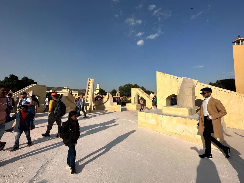 Jaipur Private City Tour with Hotel Pick-Up & Drop 4 - 8 Hrs - City Palace And Jantar Mantar: Royal Rooms Meet Science