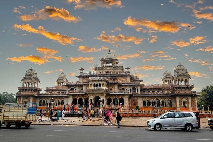 Jaipur: Private Evening Tour with Monkey Temple Sunset - Hawa Mahal after dark: latticework, street theatre, and smart photo stops