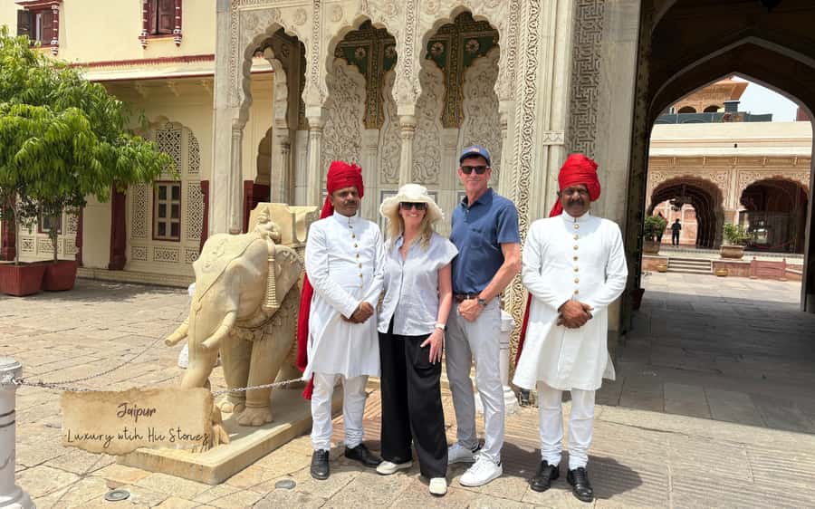 Jaipur: Private Full-Day Guided City Tour - Hawa Mahal: lattice beauty with context (and better photos)