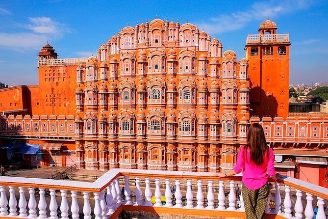 Jaipur: Private Guided Spritual Tour In Jaipur - Jal Mahal Photo Stop: Quick Water-Front Beauty at the Man Sagar