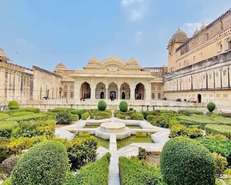 Jaipur: Private Sightseeing Day Tour with Guide by Car - Jal Mahal: The Quick Lake-Facade Stop (Plan for Photos)