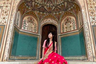 Jaipur Private Sightseeing Tour – All-Inclusive with Car & Guide - City Palace of Jaipur: A Royal Start in the Pink City Core