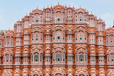 Jaipur Private Sightseeing Tour with Car and Guide - Hawa Mahal: the 953 windows stop you’ll remember