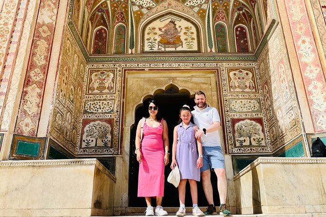 Jaipur Private Sightseeing Tour with Car and Guide - Jaipur block printing: how patterns move from wood to fabric