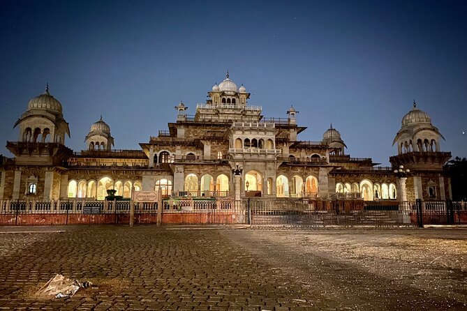 Jaipur: Shopping Tour with Blue Poetry & Printing Workshop & Rugs - Who should book this Jaipur craft-and-shopping tour
