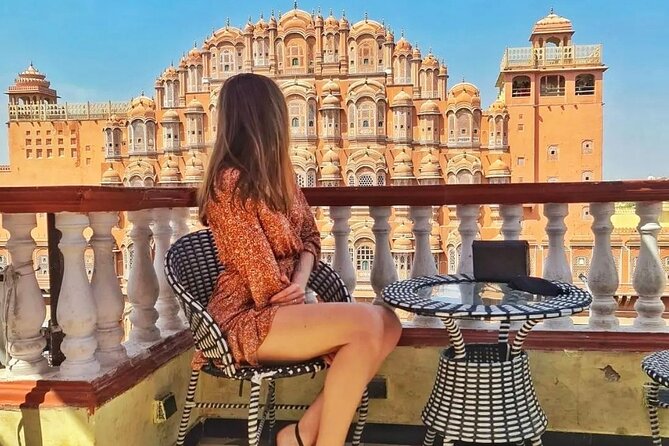 Jaipur Skip-the-Line Monuments Tour with Guide - The Snack Stop: Samosas, Lassi, Then Amer