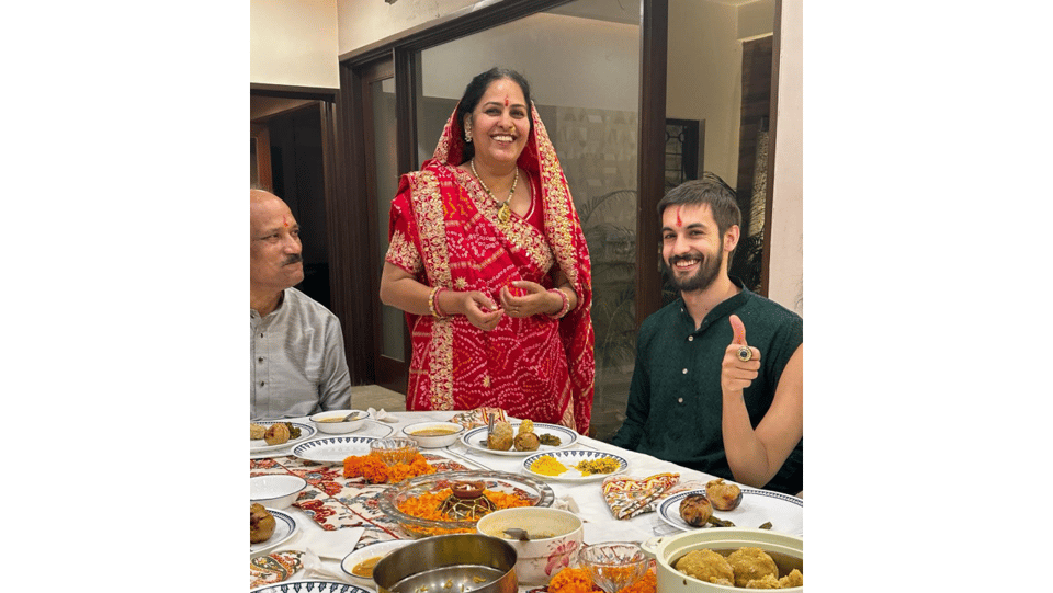Jaipur: Traditional cooking class and storytelling session - Mythology storytelling with Q&A after the main story