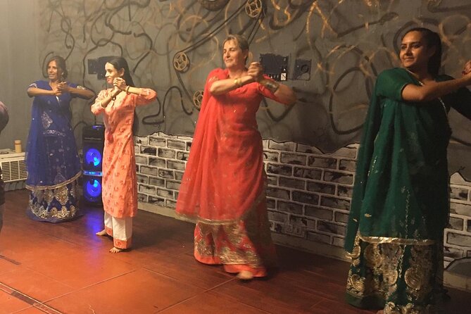 Namaste Bollywood | Dance Like a Bollywood Star - Your step plan: no-music practice, then music practice