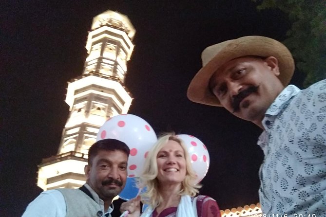 Night Tour in Open Jeep - Illuminated Pink City Stops: Hawa Mahal, Jal Mahal, Albert Hall