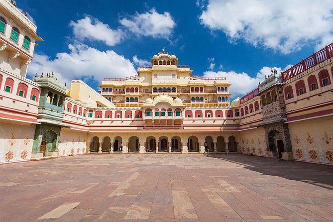 Private Cab for Full day Sightseeing in Jaipur - Jal Mahal on Man Sagar Lake: quick visit, big payoff