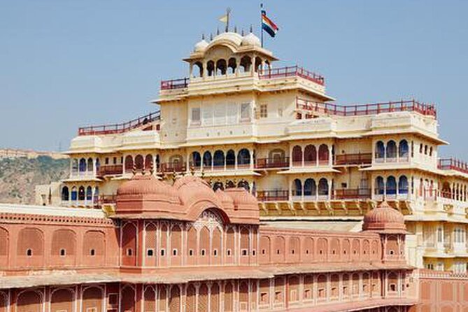 Private Full-Day Jaipur Sightseeing by Car - Hawa Mahal and Jantar Mantar: iconic, but make the time count