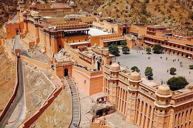 Private Full Day Jaipur Sightseeing Tour By Tuk Tuk - Stop 4: Jal Mahal, the Water Palace on the lake