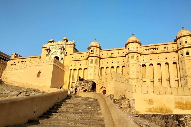 Private Full Day Tour of Jaipur with Guide - City Palace Jaipur: Power, Residence, and a Museum Feel