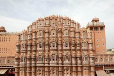 Private Full Day Tour of Jaipur with Guide - Hawa Mahal: The Palace of Winds, From Facade to Story