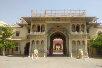 Private Jaipur Full One Day Tour In Pink City With Guide - Amber Fort and Amber Palace: the big-ticket architecture stop